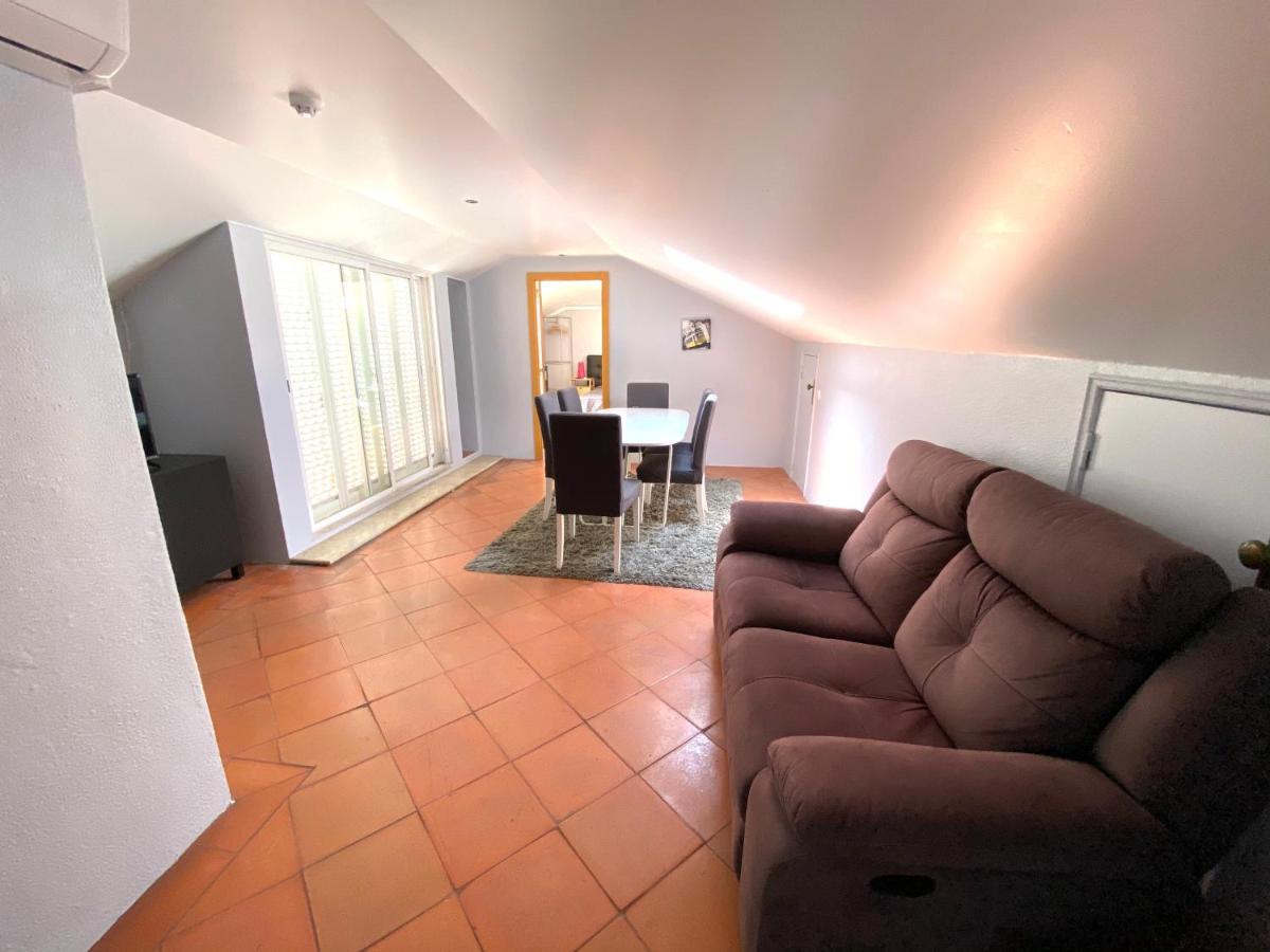 Apartamentos Lux Dinastia Lisbona Esterno foto