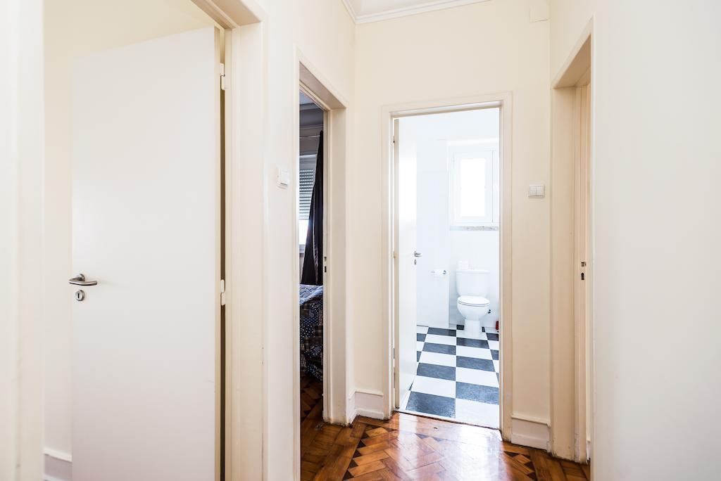 Apartamentos Lux Dinastia Lisbona Camera foto
