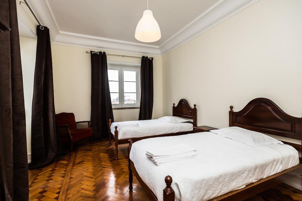 Apartamentos Lux Dinastia Lisbona Camera foto