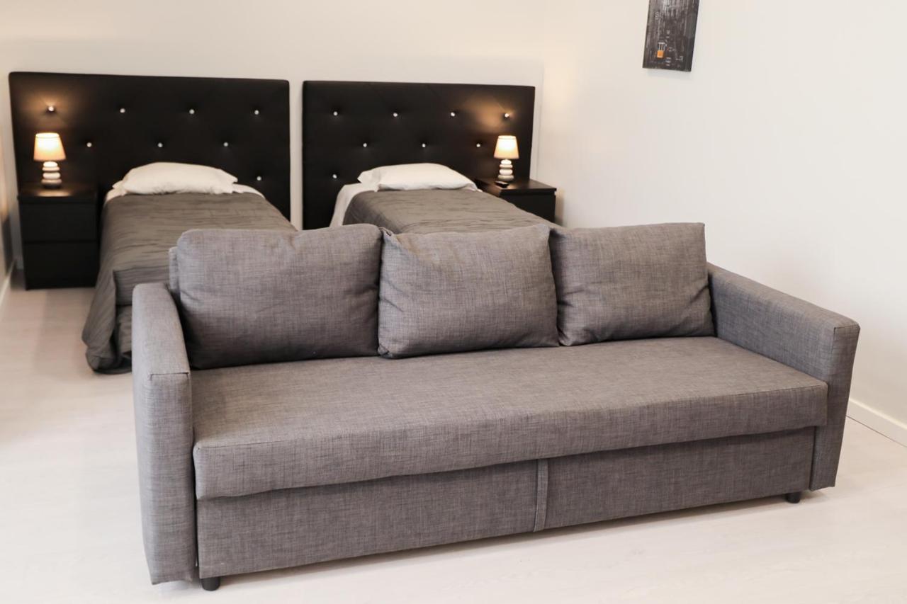 Apartamentos Lux Dinastia Lisbona Esterno foto